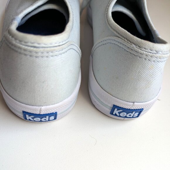 Keds Women’s White Canvas Shoes with Dream Foam Insole 9 - Picture 2 of 3